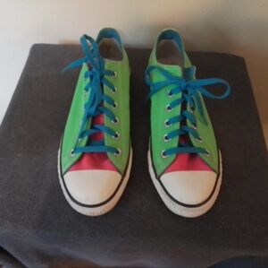 CONVERSE ALL STAR Green and Red Sneakers with Blue Laces Unisex Woman size 9 Pre